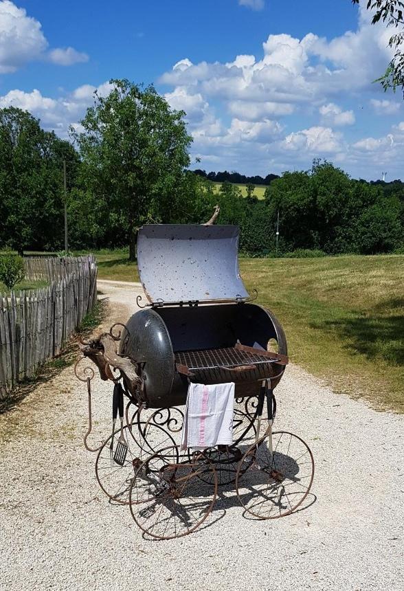 Camping La Petite Houmee Curzay-sur-Vonne 외부 사진