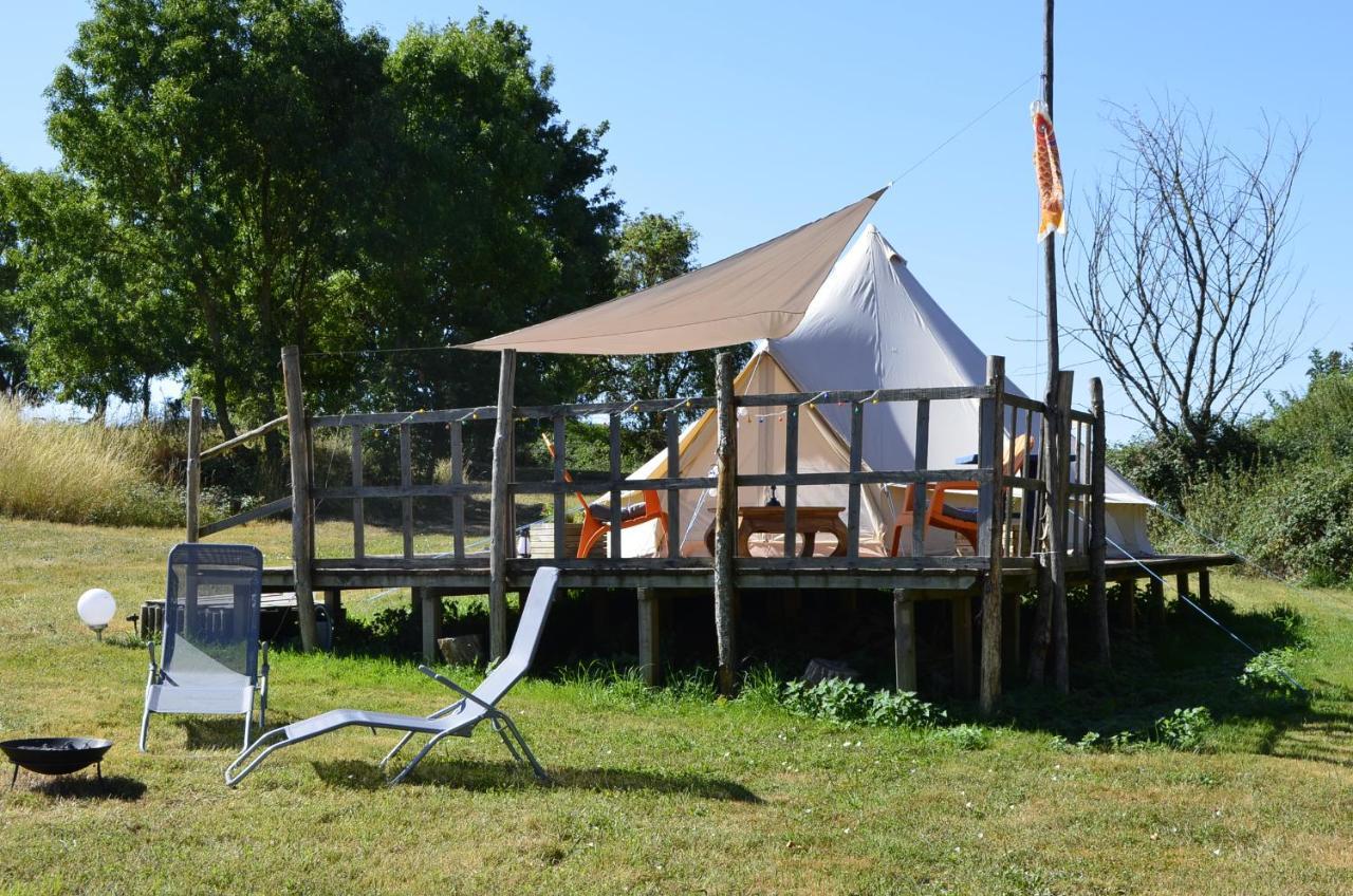 Camping La Petite Houmee Curzay-sur-Vonne 외부 사진