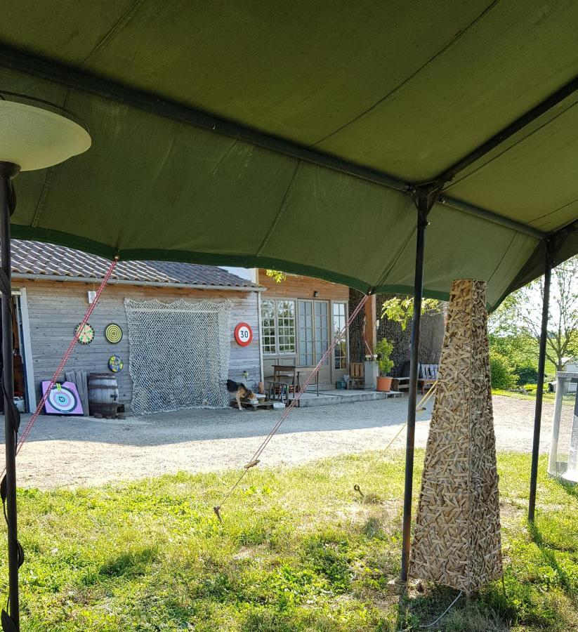 Camping La Petite Houmee Curzay-sur-Vonne 외부 사진
